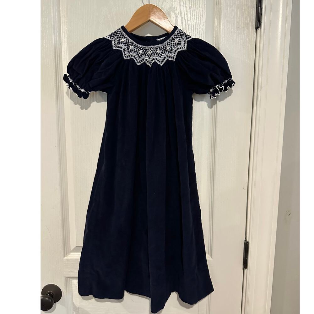 Girls size 7 Navy Corduroy dress with white smoking Su Cre by Le Za Me